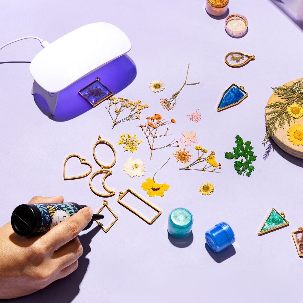 DIY UV Resin Pendant Kit