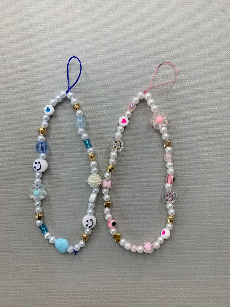Phone Charm Bar running at a Kitsters corporate DIY station