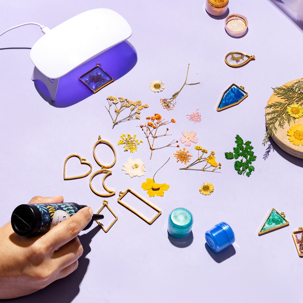 DIY UV Resin Pendant Kit