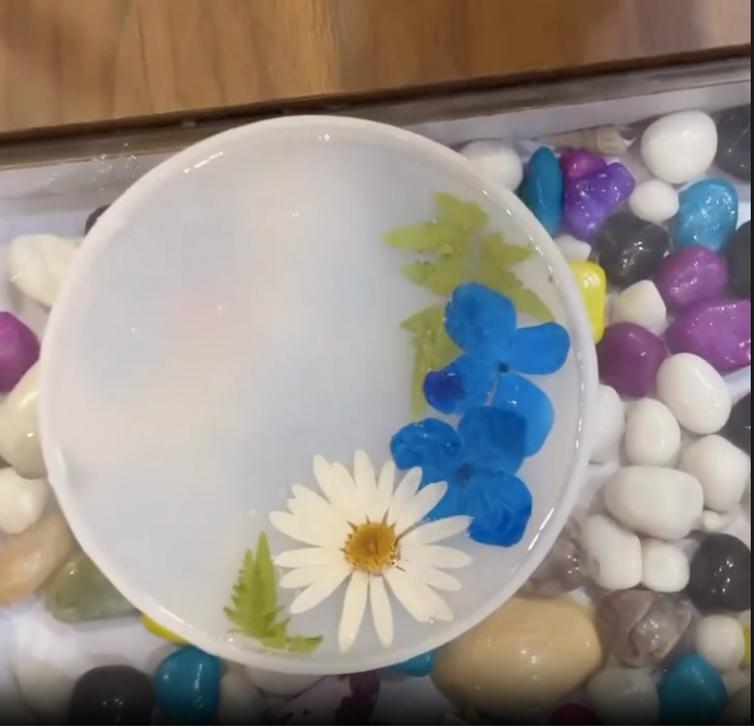 How to make Flower Coasters - Resin Starter Kit Full Tutorial 